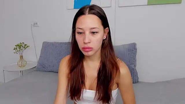 SelenaRousey online show from November 2025 07:18:02 AM