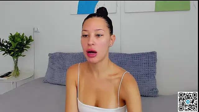 SelenaRousey online show from July 2026 07:21:01 AM