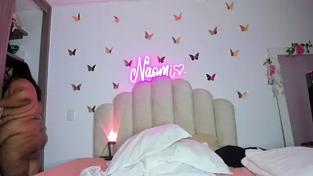 Snapshot of NaomiAsha chatting on September 2025 11:17:02 PM NaomiAsha online show from September 2025 11:17:02 PM