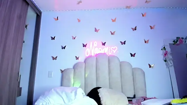 Snapshot of NaomiAsha chatting on October 2025 11:42:02 PM NaomiAsha online show from October 2025 11:42:02 PM