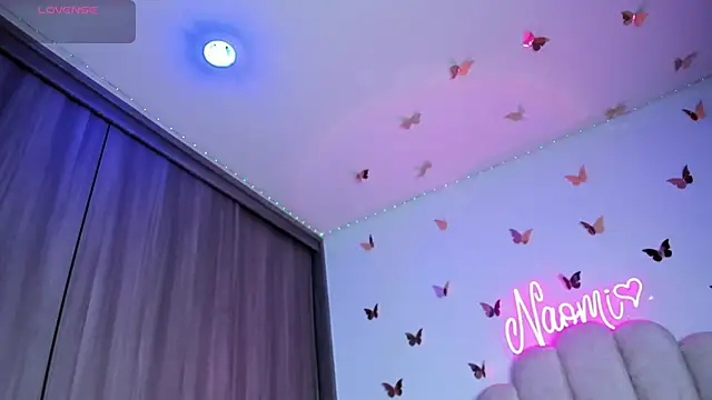 Snapshot of NaomiAsha chatting on October 2025 11:27:01 PM NaomiAsha online show from October 2025 11:27:01 PM