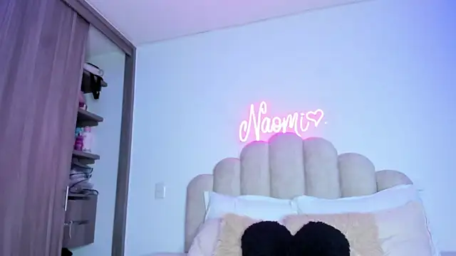 Snapshot of NaomiAsha chatting on February 2026 08:20:01 PM NaomiAsha online show from February 2026 08:20:01 PM