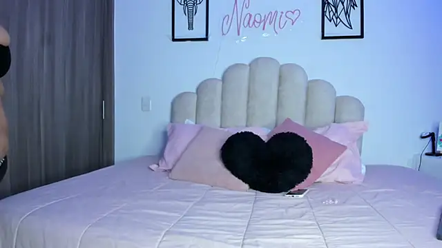 Snapshot of NaomiAsha chatting on March 2026 08:26:01 PM NaomiAsha online show from March 2026 08:26:01 PM