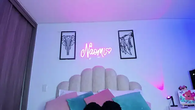 Snapshot of NaomiAsha chatting on March 2026 08:04:01 PM NaomiAsha online show from March 2026 08:04:01 PM