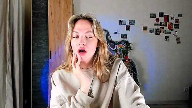 Niky  Jess online show from December 2024 05:45:02 AM