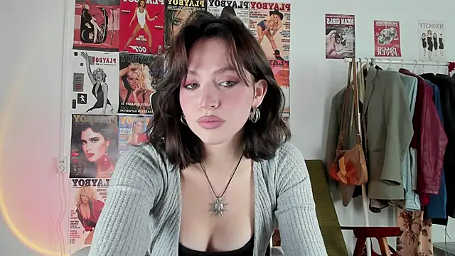 Niky  Jess online show from September 2025 08:07:01 AM