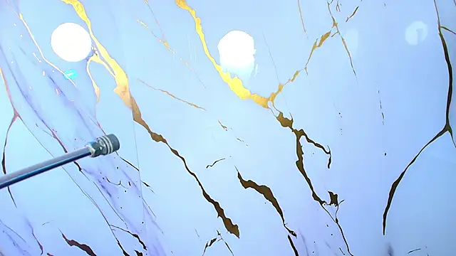 Lizz Tender online show from October 2025 12:17:01 PM