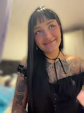 Sweet-bunny1 online show from June 2026 11:25:01 PM