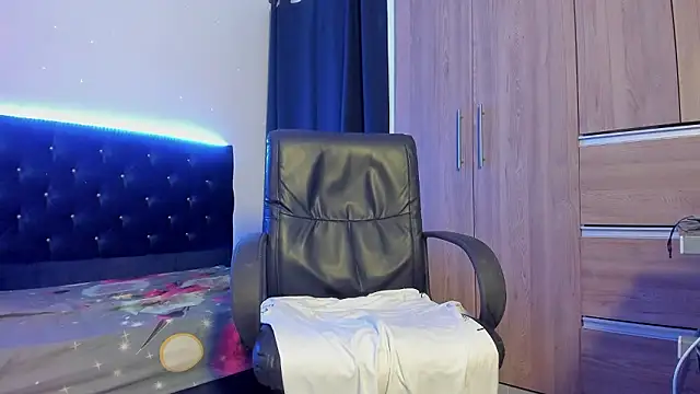  diegsz  online show from March 2026 12:42:02 PM