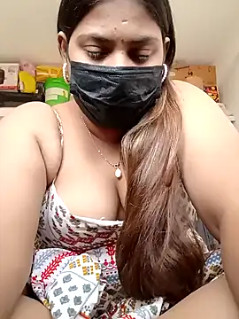 Hotmilfxox online show from January 2025 07:56:01 AM