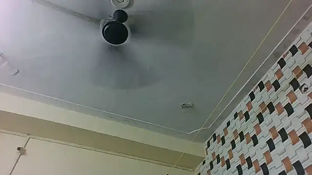 Hotmilfxox online show from July 2026 04:42:02 PM