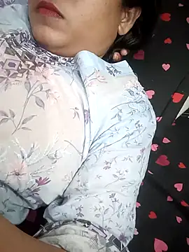 Snapshot of Desi_Best_Anal chatting on January 2025 03:29:01 PM Desi Best Anal online show from January 2025 03:29:01 PM