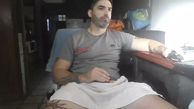 ozzypsico13 online show from March 2026 11:35:01 AM