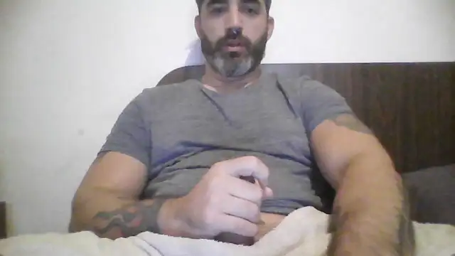 ozzypsico13 online show from May 2026 11:31:02 AM