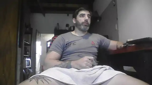 ozzypsico13 online show from May 2026 03:16:01 PM