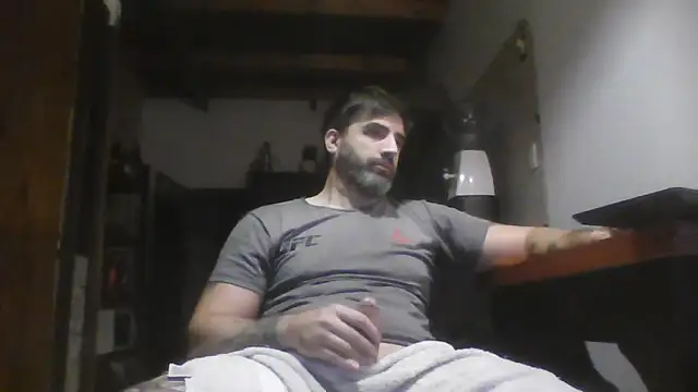 ozzypsico13 online show from May 2026 01:33:02 AM