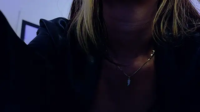 Snapshot of Skinny_hottie18 chatting on February 2025 04:58:01 PM Skinny hottie18 online show from February 2025 04:58:01 PM