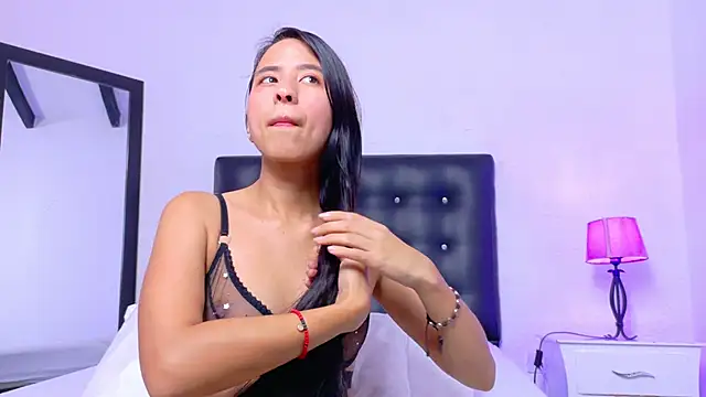 Snapshot of Skinny_hottie18 chatting on October 2025 02:16:01 PM Skinny hottie18 online show from October 2025 02:16:01 PM