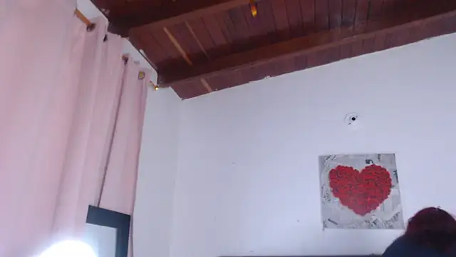 Amara Red online show from December 2025 11:08:02 AM