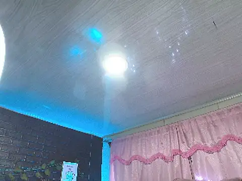 Snapshot of loren_tits24 chatting on February 2025 10:48:01 PM loren tits24 online show from February 2025 10:48:01 PM