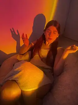 Snapshot of AnnyCherry_ chatting on January 2025 04:12:02 AM AnnyCherry online show from January 2025 04:12:02 AM