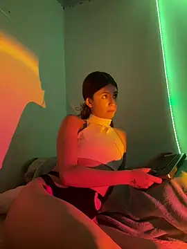 Snapshot of AnnyCherry_ chatting on January 2025 12:14:02 AM AnnyCherry online show from January 2025 12:14:02 AM