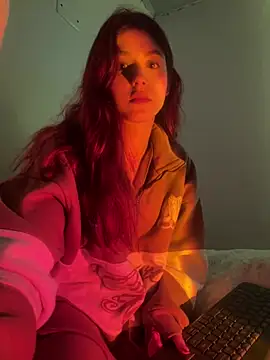 Snapshot of AnnyCherry_ chatting on February 2025 01:54:01 AM AnnyCherry online show from February 2025 01:54:01 AM