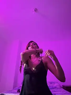 Snapshot of AnnyCherry_ chatting on February 2025 08:29:02 AM AnnyCherry online show from February 2025 08:29:02 AM