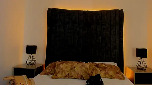 Snapshot of AnnyCherry_ chatting on September 2025 10:14:01 PM AnnyCherry online show from September 2025 10:14:01 PM