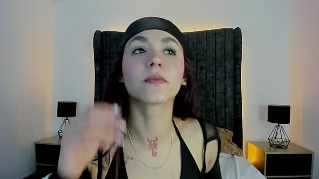 Snapshot of AnnyCherry_ chatting on September 2025 10:04:02 PM AnnyCherry online show from September 2025 10:04:02 PM