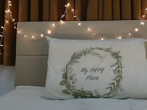 Snapshot of tigerrtiger chatting on December 2024 09:17:01 PM tigerrtiger online show from December 2024 09:17:01 PM