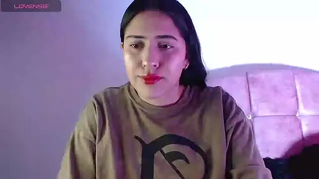 Snapshot of Paris-love chatting on January 2025 06:07:02 AM Paris-love online show from January 2025 06:07:02 AM