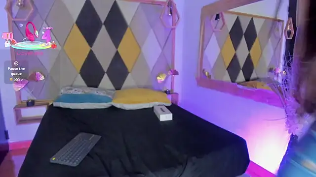 SamanthaFerrer  online show from July 2026 12:23:01 PM