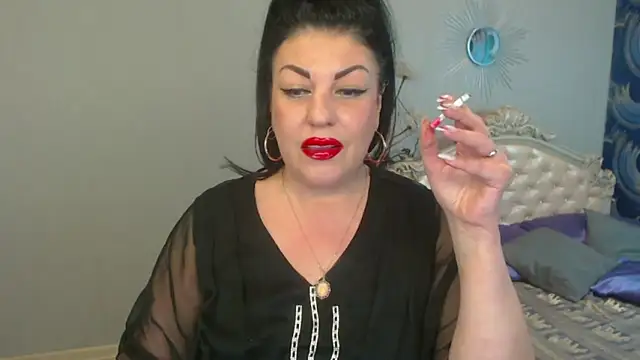 Snapshot of LadyMargoFontana chatting on May 2026 03:58:02 AM LadyMargoFontana online show from May 2026 03:58:02 AM