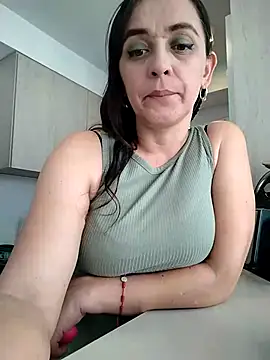 natalie cowens online show from March 2025 09:51:01 PM