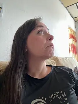 natalie cowens online show from June 2026 05:05:01 PM