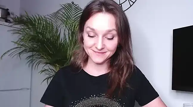 Snapshot of AliciaDesire chatting on February 2025 06:58:01 PM AliciaDesire online show from February 2025 06:58:01 PM