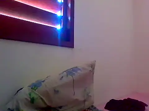 Snapshot of couplemilk chatting on December 2024 10:44:02 AM couplemilk online show from December 2024 10:44:02 AM