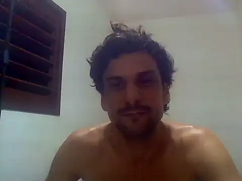 Snapshot of couplemilk chatting on December 2024 11:40:02 PM couplemilk online show from December 2024 11:40:02 PM