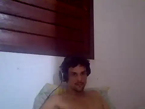 Snapshot of couplemilk chatting on December 2024 04:01:02 AM couplemilk online show from December 2024 04:01:02 AM