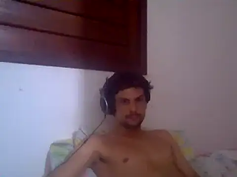 Snapshot of couplemilk chatting on December 2024 09:18:02 PM couplemilk online show from December 2024 09:18:02 PM