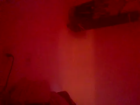 Snapshot of couplemilk chatting on January 2025 06:33:01 AM couplemilk online show from January 2025 06:33:01 AM