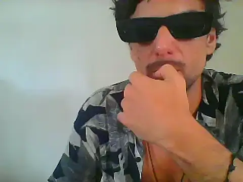 Snapshot of couplemilk chatting on January 2025 10:28:02 AM couplemilk online show from January 2025 10:28:02 AM