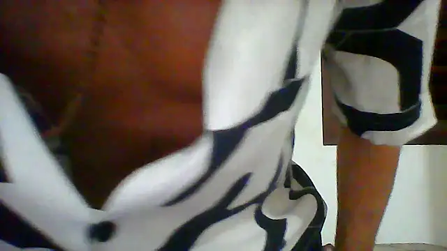 Snapshot of couplemilk chatting on January 2025 02:07:02 AM couplemilk online show from January 2025 02:07:02 AM