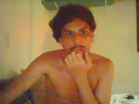 Snapshot of couplemilk chatting on January 2025 04:50:01 AM couplemilk online show from January 2025 04:50:01 AM