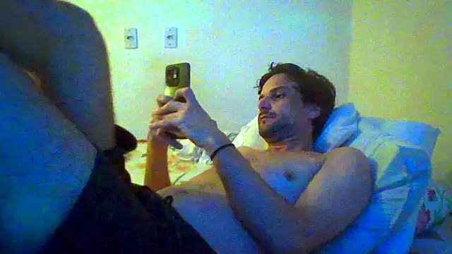 Snapshot of couplemilk chatting on February 2026 05:14:01 AM couplemilk online show from February 2026 05:14:01 AM