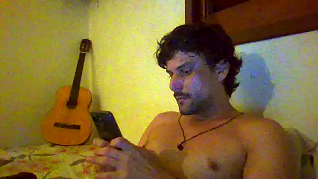 Snapshot of couplemilk chatting on February 2026 02:41:01 AM couplemilk online show from February 2026 02:41:01 AM