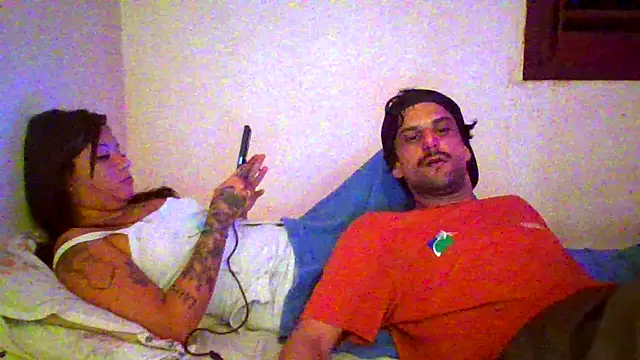 couplemilk online show from April 2026 02:04:02 AM