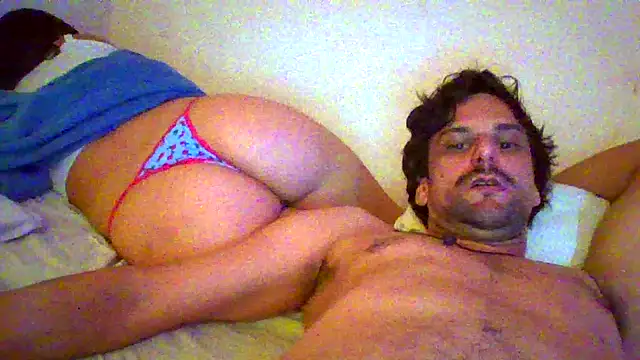 couplemilk online show from April 2026 02:51:02 AM