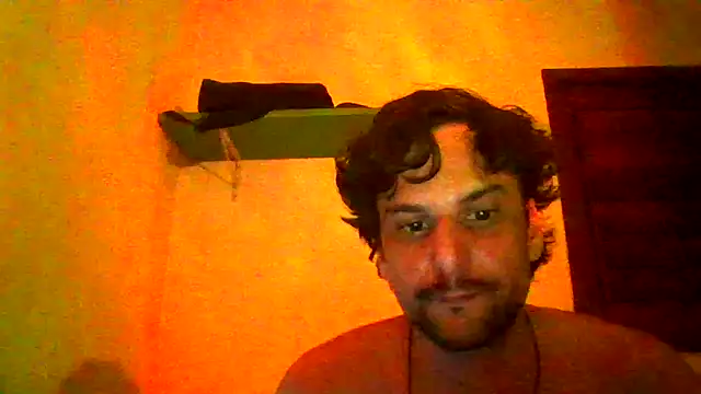 couplemilk online show from May 2026 11:32:01 PM